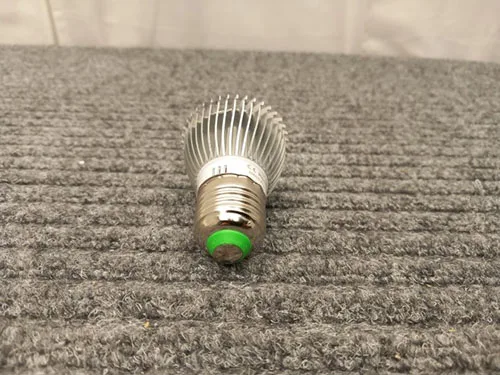 Lampadina a LED «Led lamppu» — foto 4 dell'alert A12/02590/23