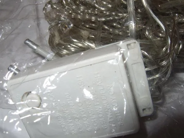 Catena di illuminazione «LED LIGHT 100L MULTI FUNCTION» — foto 2 dell'alert A12/0490/15