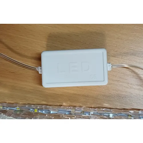 Catena di illuminazione «LED Merry Christmas» — foto 4 dell'alert A12/03051/24