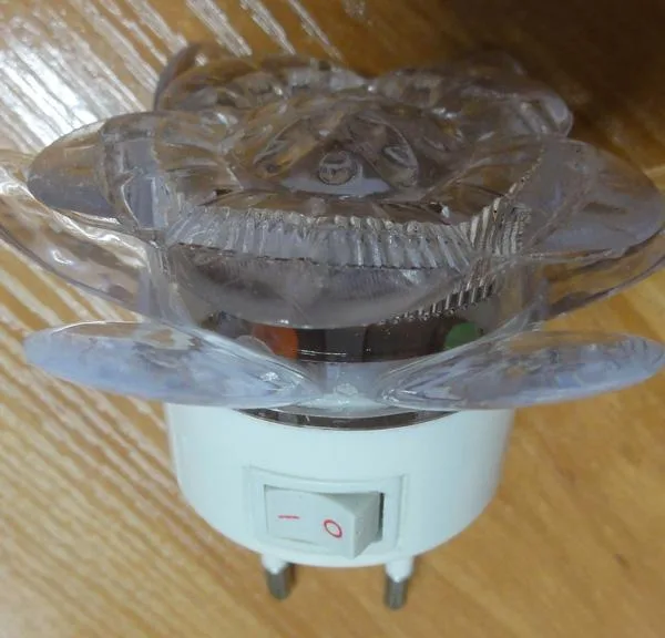 Luce notturna «LED Night Lighting» — foto 3 dell'alert A12/1394/18