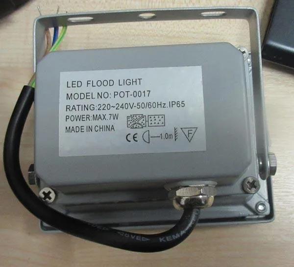 Proiettore a LED «LED prožektors ('LED Floodlight ')» — foto 3 dell'alert A11/0110/16