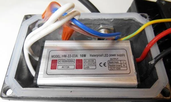 Proiettore a LED «LED Reflektor / LED-Fluter» — foto 2 dell'alert A12/0057/15