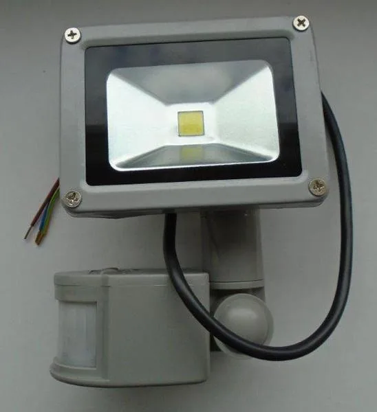 Proiettore a LED «LED reflektor s pohybovym cidlom» — foto 2 dell'alert A12/1151/18