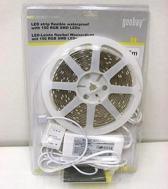 Striscia del LED «LED Strip Flexible Waterproof with 150 RGB SMD LEDs» (Goobay)