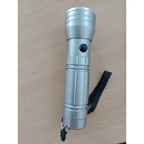 Torcia LED con laser «LED Torch with Laser» — foto 3 dell'alert A12/02892/24