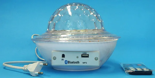 Luce del LED «LED UFO bluetooth crystal magic ball» — foto 3 dell'alert A12/00126/22