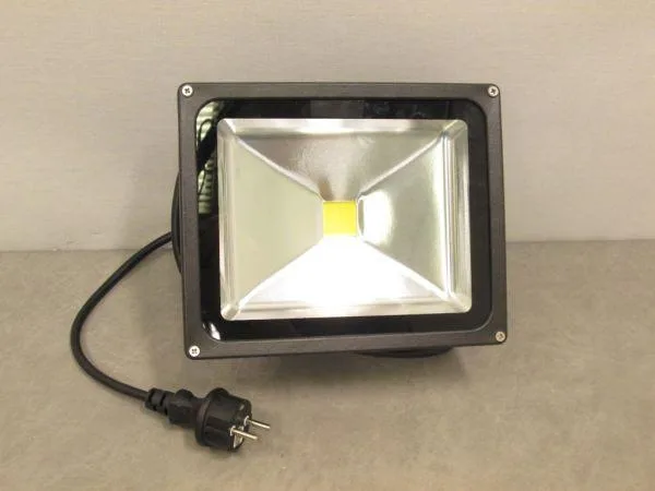 Proiettore a LED «LED Valonheitin 30W» — foto 3 dell'alert A12/0026/17