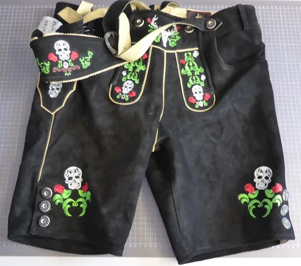 Lederhosen (sanguisughe in pelle) «Lederhose Siggi» — foto 3 dell'alert A12/00010/21