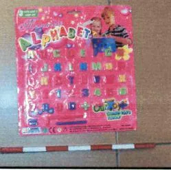 Lettere, numeri e simboli in plastica magnetica