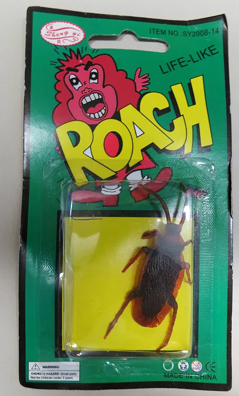 Giocattolo di plastica «Life-like Roach Kakerlakk» (Sheng Yi)