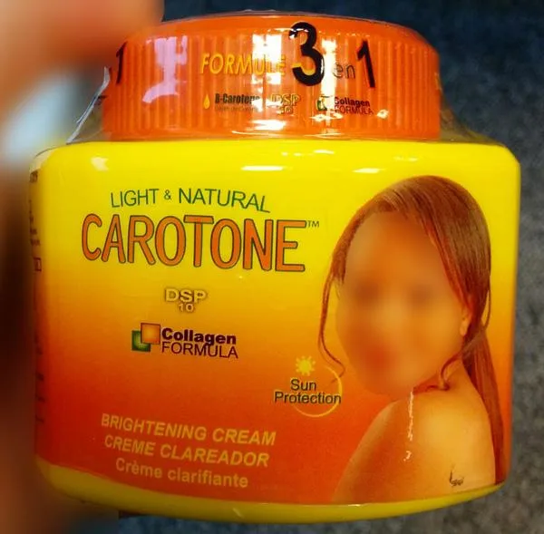Prodotto schiarimento della pelle «Light &amp; Natural brightening cream» (Carotone)