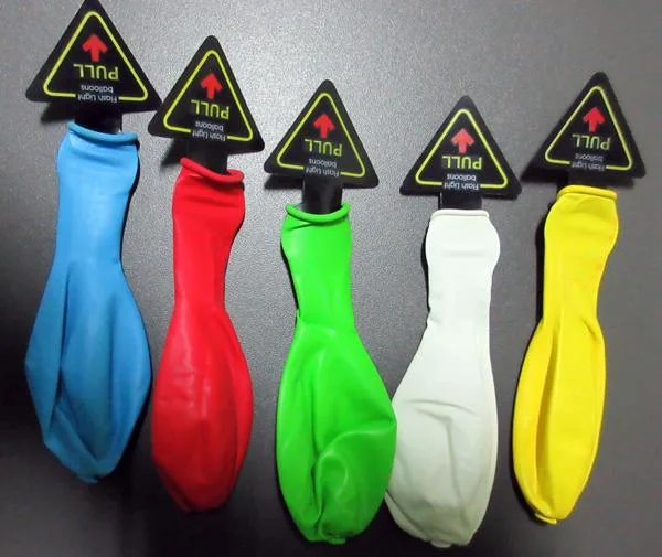 Palloncini a LED «Light up balloons» — foto 3 dell'alert A12/1197/19