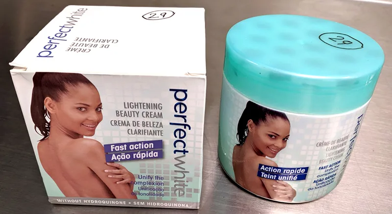 Prodotto schiarimento della pelle «Lightening beauty cream» — foto 1 dell'alert A12/00082/19