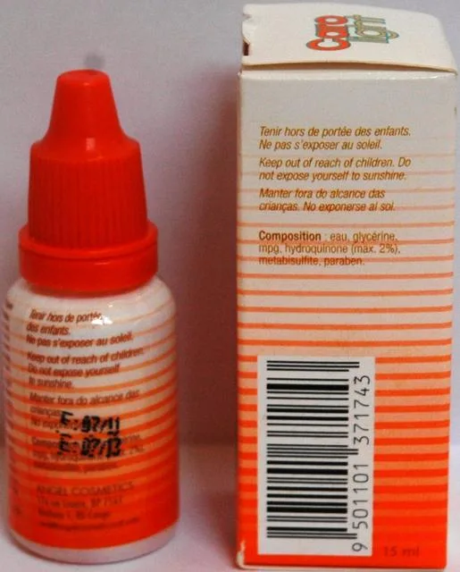 Prodotto schiarimento della pelle &amp; #13; &amp; #13; «Lightening Lotion Caro light» (Caro)