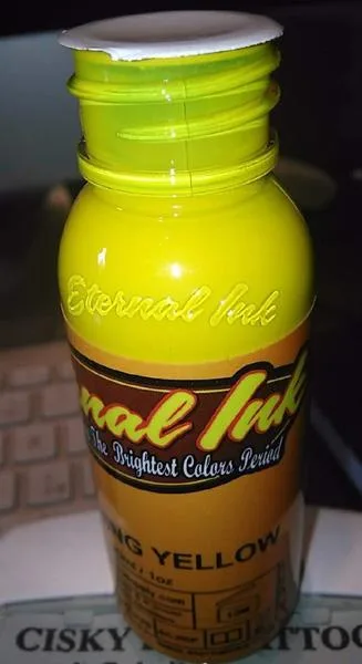 Inchiostro del tatuaggio «Lightning Yellow» — foto 2 dell'alert A12/0261/19
