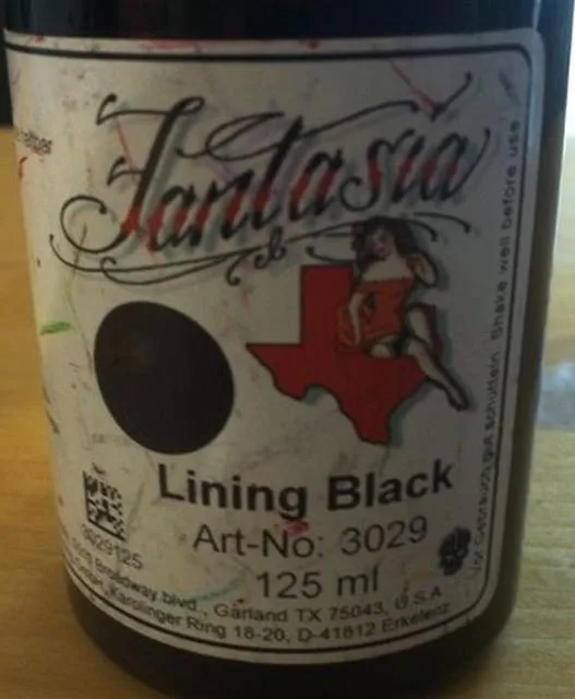 Inchiostro del tatuaggio &amp; #13; &amp; #13; «Lining Black» (Fantasia)