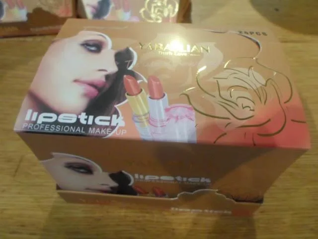 Rossetto «Lipstick professional make-up» — foto 4 dell'alert A12/1613/13