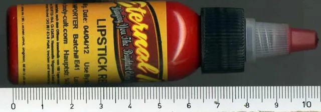 Inchiostro del tatuaggio «Lipstick Red» — foto 2 dell'alert A12/1775/12