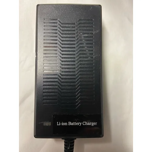 Caricabatterie «Lithium Ion Battery Charger» — foto 1 dell'alert A12/02649/24