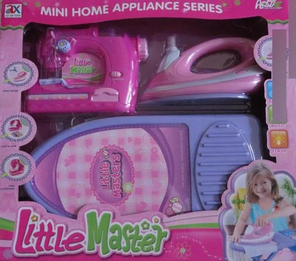 Set per cucire e stirare giocattolo «Little Master - Mini Home Appliance Series» — foto 3 dell'alert A12/0370/16