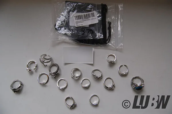 Set di anelli «LOLIAS 16 Stück Herren Ringe Vintage Punk Öffnung Ringe Octopus Frog Dragon Schlange Pun…» — foto 4 dell'alert INFO/00051/22