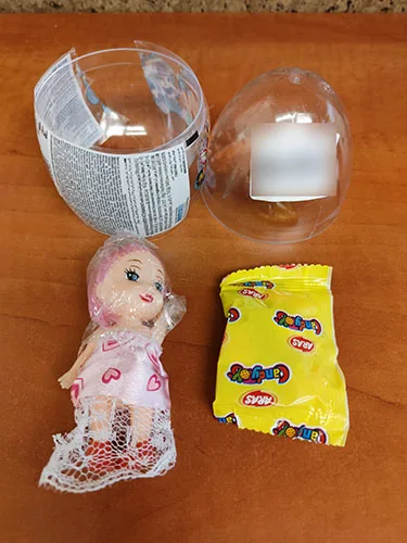 Giocattolo con dolci «Lolly TOYS & CANDIES» — foto 2 dell'alert A12/02659/23