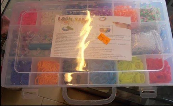 Fascia telaio con charms «LOOM BANDS» — foto 2 dell'alert A12/0451/15