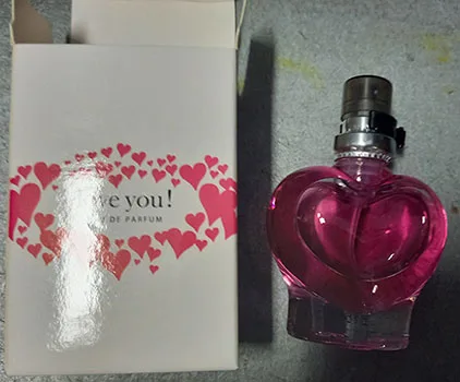 Profumo «Love you! EAU DE PARFUM» — foto 2 dell'alert A12/01742/23