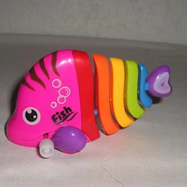 Animale giocattolo di plastica «LOVELY COLORFUL FISH» (Run Sheng)