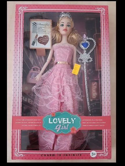 Bambola di plastica «LOVELY Girl / CHARM IS INFINITE»