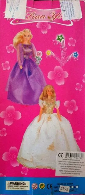 Bambola di plastica con accessori &amp; #13; &amp; #13; «Lovely Girl» (LIan Yi)