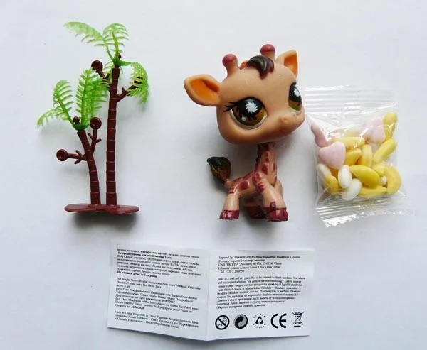Giocattolo di plastica con dolci «Lovely Pet Show With candy (might be counterfeit)» — foto 2 dell'alert A12/0708/16