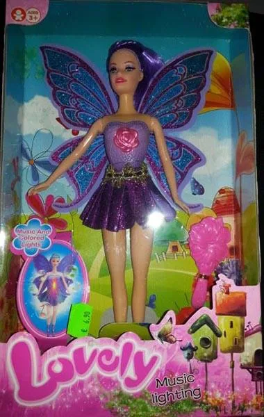 Bambola di plastica «Lovely» (Unknown)