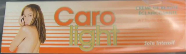 Lozione illuminante per la pelle "Crème de beauté Eclairciss (Caro Light)