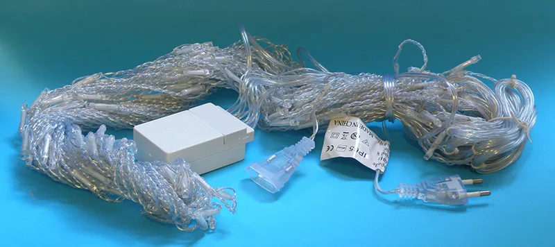Catena di illuminazione «LUCE MANTELLO 240 LED» — foto 4 dell'alert A12/00399/20