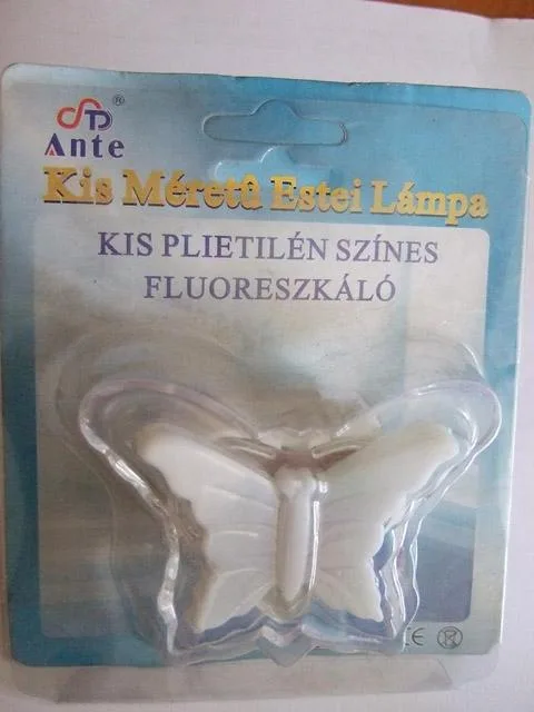 Luce notturna – Kis Méretû Estei lámpa — foto 2 dell'alert 1549/10