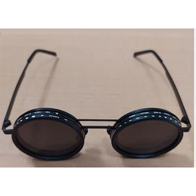 Occhiali da sole «lunettes de soleil à gradation manuelle Vintage Steampunk» — foto 2 dell'alert SR/00591/26