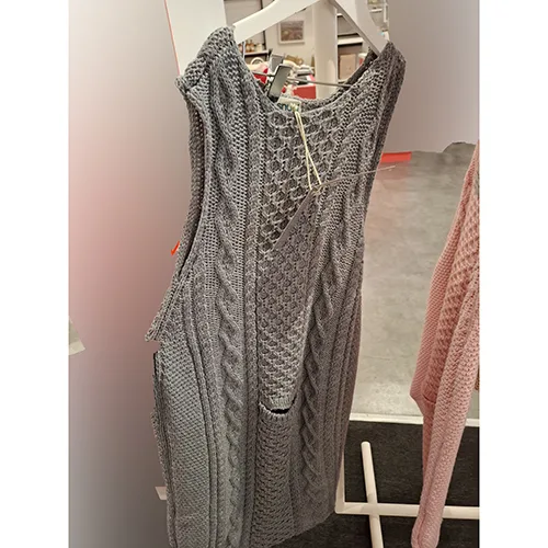 Sacco a pelo per bambini «Luxury Aran Knitted Baby Sleeping Bag in Super-Soft Italian Merino Wool with Side Zip Op…» (Snugí Knitwear)