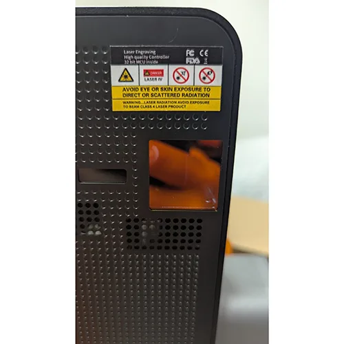 Macchina per incisione laser — foto 3 dell'alert SR/01544/26