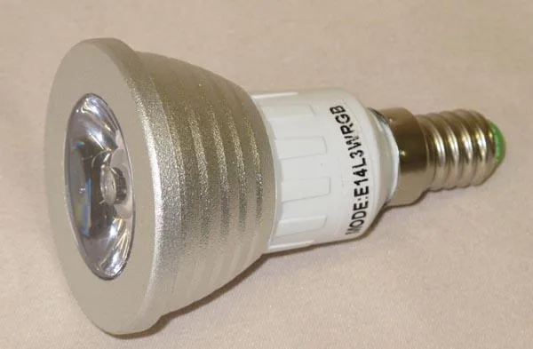 Lampadina con telecomando «Magic Lighting» — foto 1 dell'alert A12/0128/17