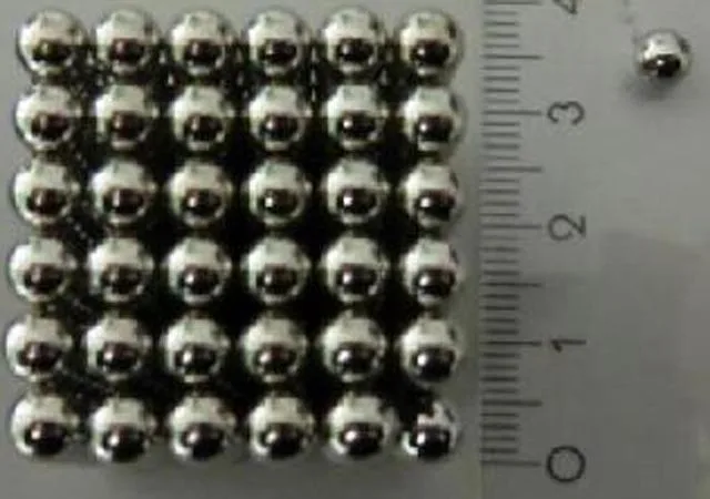 Giocattolo magnetico «Magnetic neodym, Magentkugeln 216, Magnetwürfel» — foto 2 dell'alert A12/1560/13
