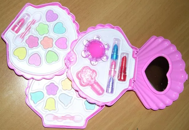 Make-up set – Set Trucco — foto 2 dell'alert 1044/10