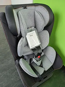 Seggiolino auto per bambini «MamaLoes Ding Twist 360° Autostoel 0-36kg» (Ding Baby)