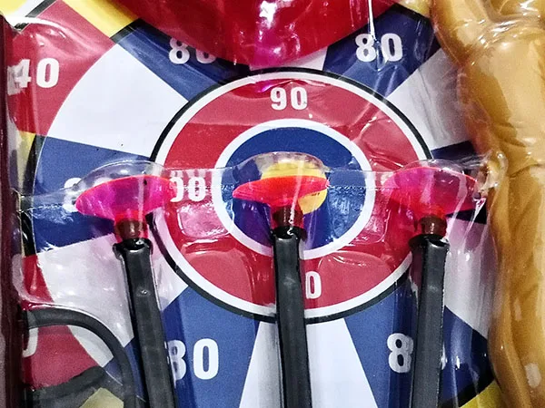 Pistola giocattolo, arco e frecce impostate «MASK» — foto 2 dell'alert A12/01457/21