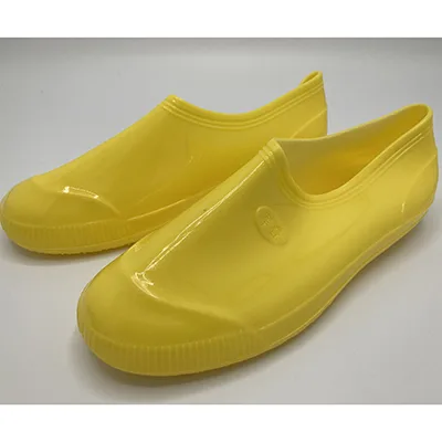 Scarpe di plastica «Massageskor» — foto 1 dell'alert A12/02557/24