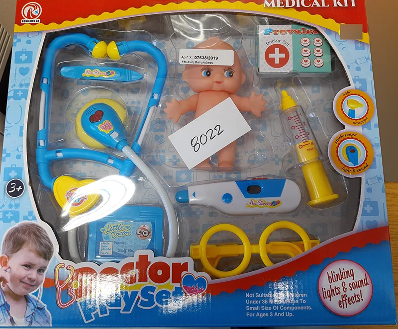Set di gioco medico «Medical Kit - Doctor playset» (Rong Xing Da)