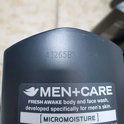 Lavaggio del corpo e del viso «MEN + CARE FRESH AWAKE ENERGISING SCENT» — foto 3 dell'alert SR/00456/26