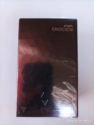 Eau de toilette «Men Emoción natural spray» (Vittorio Bellucci)