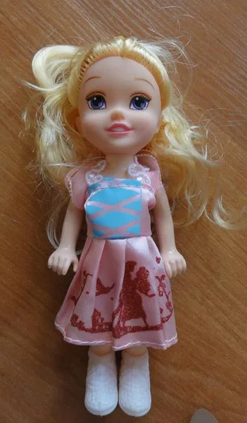 Bambola di plastica «Mermaid» — foto 2 dell'alert A12/0239/19