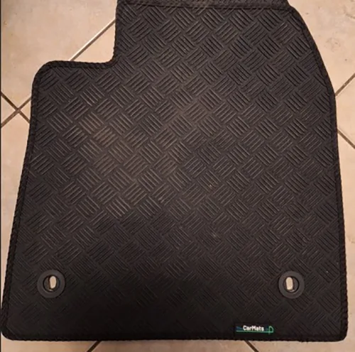 Tappetini per auto «MG S5 Rubber floor car mats» (TheCarMats.ie)